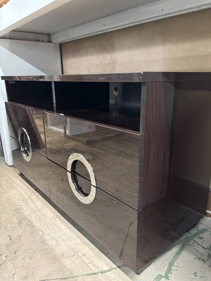Modern TV Stand High-Gloss Finish & Chrome Accents