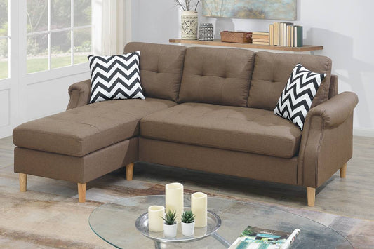 Reversible Small Sectional w/ accent pillows